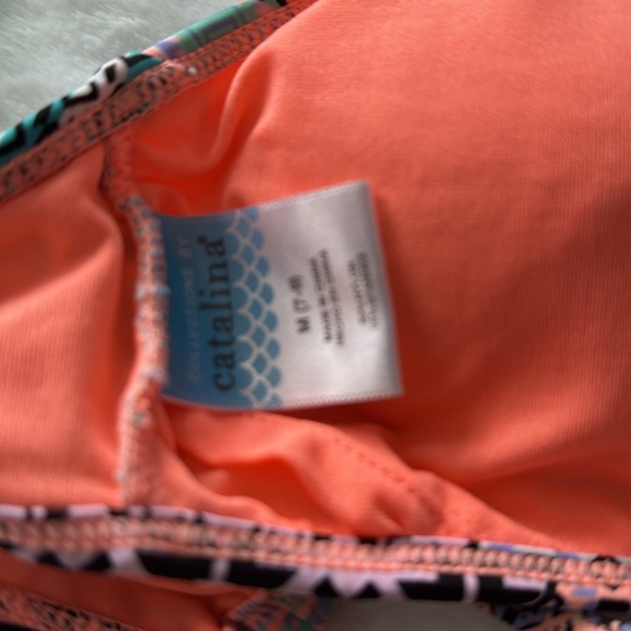 Bikini - Picture 3 of 3